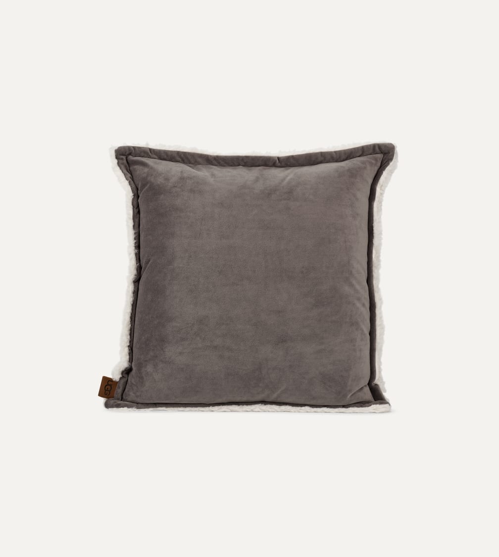 UGG Bliss Sherpa Pillow 008889168590